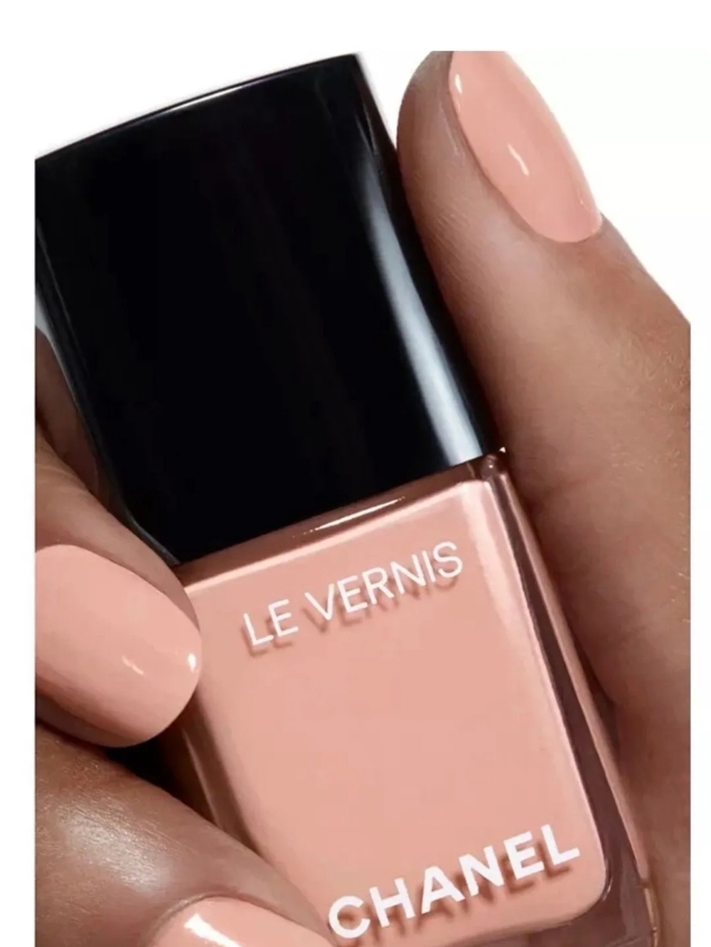 CHANEL Le Vernis Press-On Nails in Soft Pink